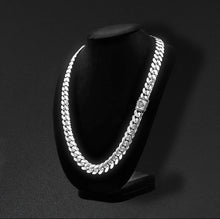 Lade das Bild in den Galerie-Viewer, 14mm Cgi Cuban Chain, Silver - Frosted
