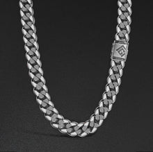 Lade das Bild in den Galerie-Viewer, 16mm Cgi Cuban Chain, Silver - Plain
