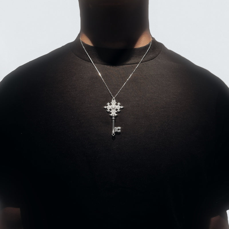 Silver Ornate Cross Key/Chain (925)