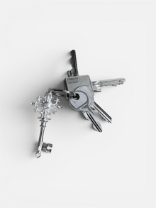 Silver Ornate Cross Key/Chain (925)