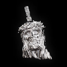 Lade das Bild in den Galerie-Viewer, Big Silver Jesus Pendant - White

